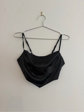 ‼️LAST CHANCE B4 CONSIGNMENT⌛️SATIN BANDANA CROP TANK